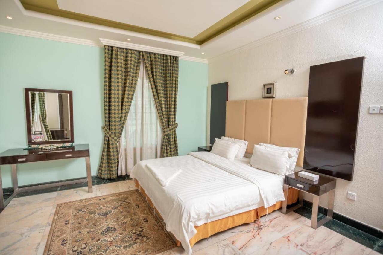 Appart hôtel Delmon 3*